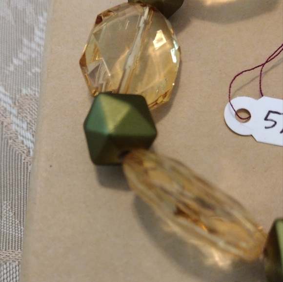 Artemis's Gems custom-made beaded bracelet with large gold beads - Picture 2 of 4